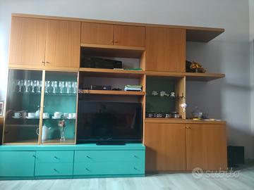 Sala tv+ tavolo allungabile con 4 sedie