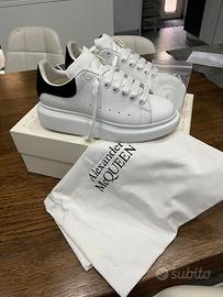 Alexander McQueen Sneakers oversize tg 41 Abbigliamento e