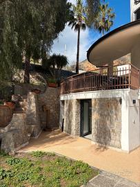 Appartamento in Villa zona Mondello