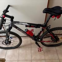 Mountain bike FRW westlake nera e rossa
