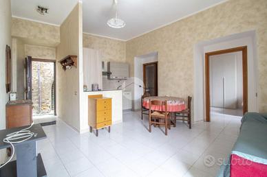 3 LOCALI A MORICONE