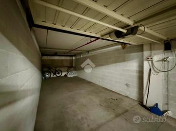 AUTORIMESSA A VERONA