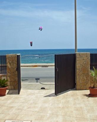 Casa vac. fronte mare10mt. Avola SR 3453533610