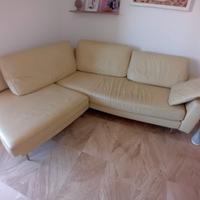 Divano angolare in pelle