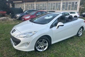 Peugeot 308 2.0 HDi 140CV CC Féline