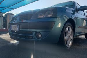Renault clio 1.6 16v