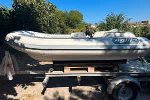 Agilis 280 jet tipo williams