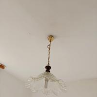lampadario di vetro lavorato 