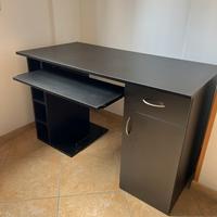 Scrivania per PC - Nera