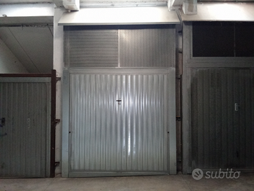 Garage Santa Lucia zona ingegneria mq 17