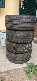 gomme 205/40r17