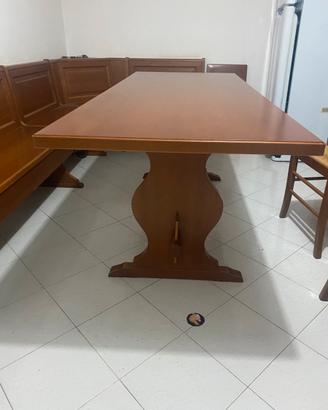 Tavolo legno massello e noce con panca