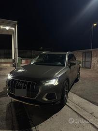 Audi Q3 35 TDI S tronic Business Advanced