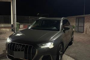 Audi Q3 35 TDI S tronic Business Advanced