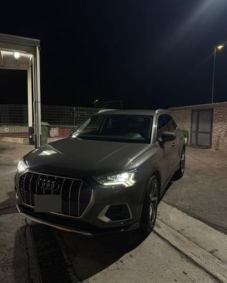Audi Q3 35 TDI S tronic Business Advanced