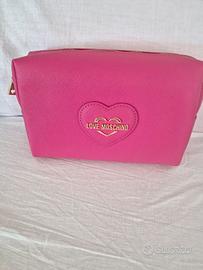 Pochette Love Moschino 