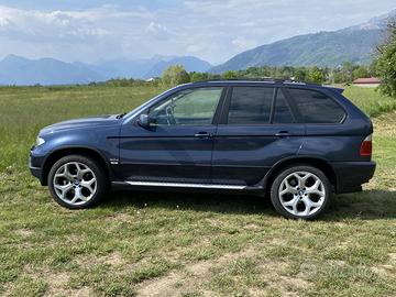 BMW X5 E53 iscritta Asi e gannxio di traino