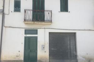 Rustico su via principale Carunchio