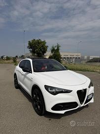 Alfa romeo Stelvio VELOCE 2.2 210 cv q4