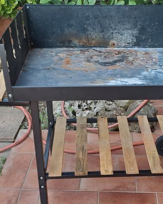 barbecue doppia griglia con ruote 