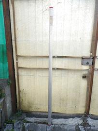 Scala pieghevole giraffa