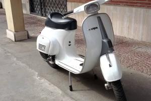 Vespa 50 Special Biancospino 1974