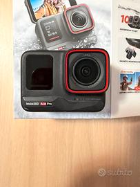 Insta360 AcePro2 + Accessori Moto