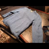 maglione grigio chiaro 