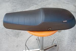 sella touring interceptor o Continental royal enfi