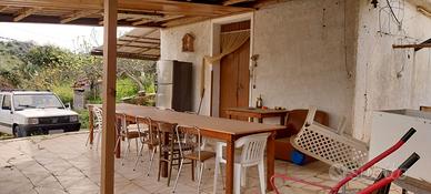 Casa abitativa con 8000MQ di Terreno