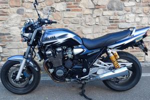 yamaha XJR 1300 Carburatori