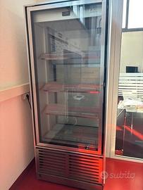 Cantina vini vetrata apertura porta  sui 2 lati