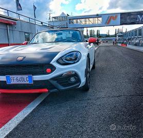 Abarth 124 Spider
