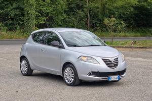 Lancia Ypsilon 1.2 69 CV 5 porte S&S Silver 2014-E