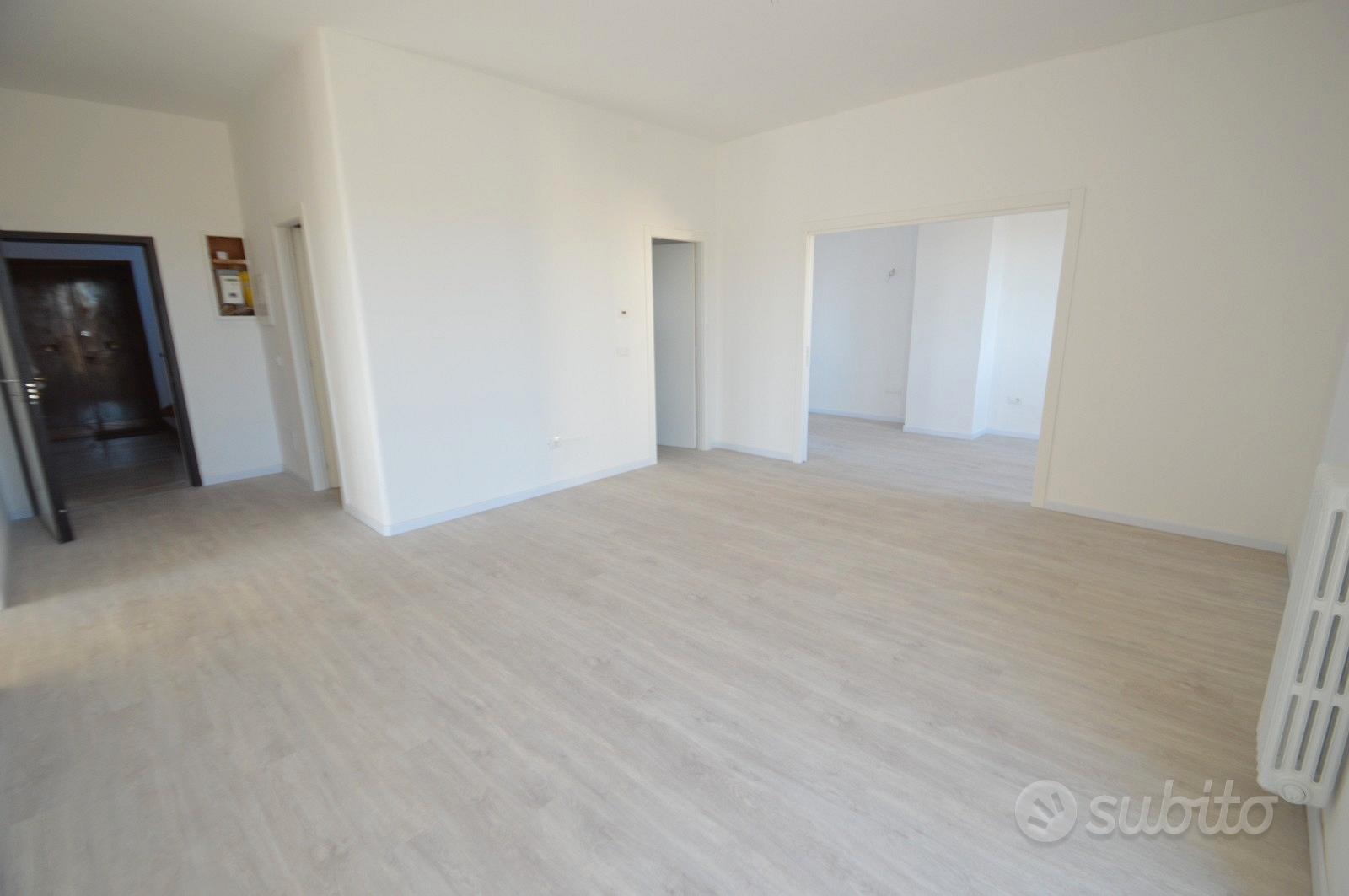 Ampio appartamento ristrutturato a nuovo 120mq - Vista 4
