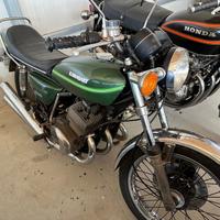 Kawasaki 400 Mach 2 -