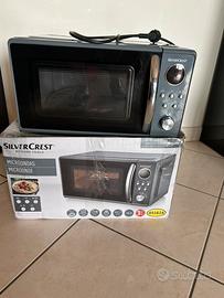 Microonde silvercrest 700 w