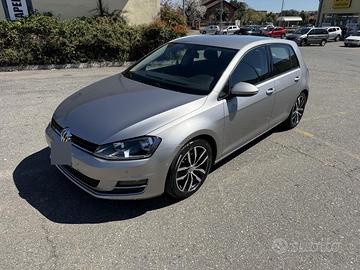 GOLF 4MOTION