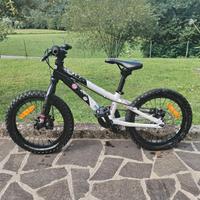 Bici Commencal Ramones 16 bimbo