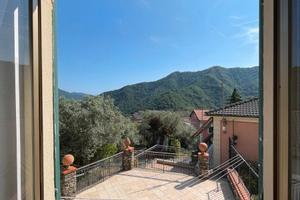 Uscio prima casa con giardino