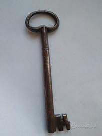antica chiave di ferro 