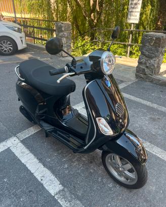 Vespa 150 lx IE