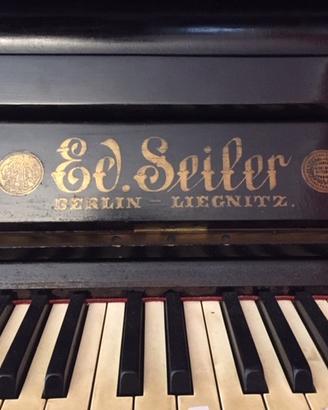 Pianoforte verticale