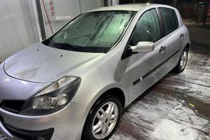 Renault Clio 1.5 dci 86 CV Diesel,settembre 2006