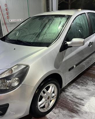 Renault Clio 1.5 dci 86 CV Diesel,settembre 2006