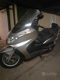 Yamaha Majesty 400 scamb