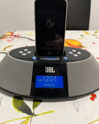 Radiosveglia  JBL più ipod 8 gb leggere bene