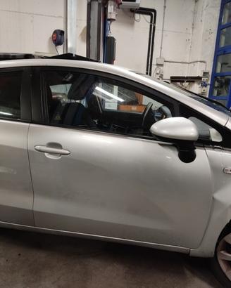 Porta anteriore dx nuda KIA RIO del 2013
