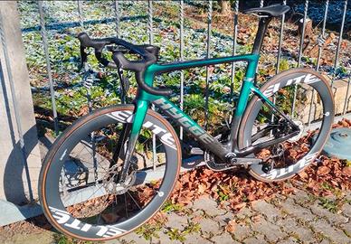 Bici d corsa in carbonio