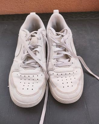 Nike borough basse 